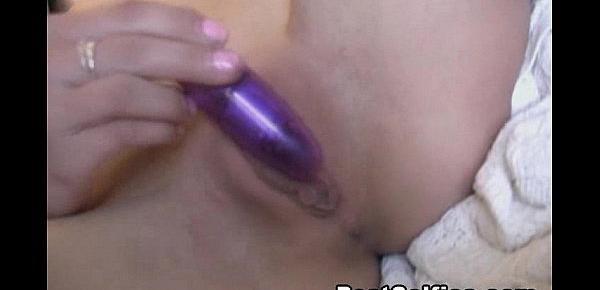  Kourtney Loves Her Vibrator Inside Her Pussy